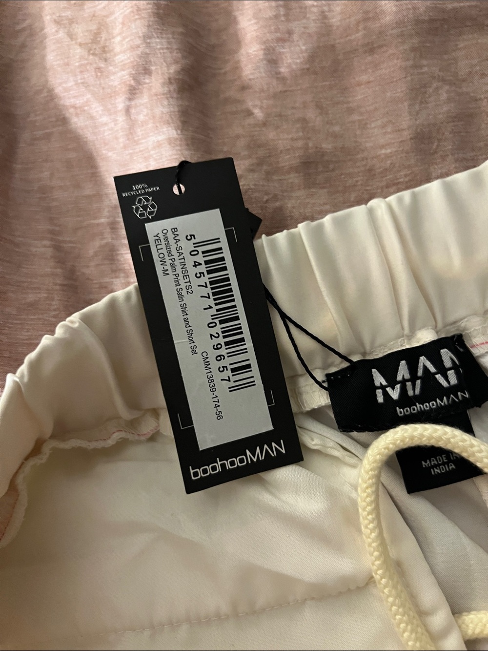 Boohoo Man Oversized Palm Print Satin Short Set - Picture 9 of 13